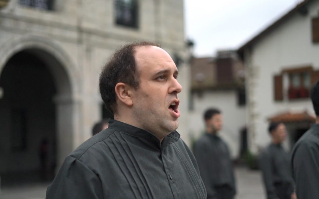 Javier  Oyarzun:  “Musikasteren  abesbatzen  egunean  euskal  musika  koralaren  festa  handia  da.  Jendeak  ikustera  joan  behar  du”