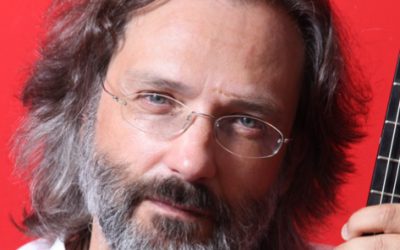 Ángel  Unzu:  “Nire  hiru  kideak,  berez,  benetako  ikuskizuna  dira  eszenatoki  goian”