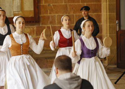 (C) MUSIKASTE: UDAL TXISTULARI TALDEA, EREINTZA DANTZA TALDEA